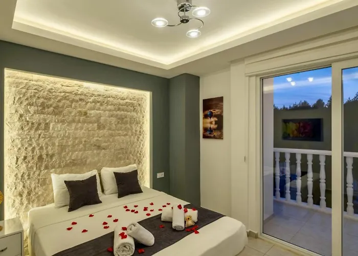 Oludeniz 4 Bedroom 2902