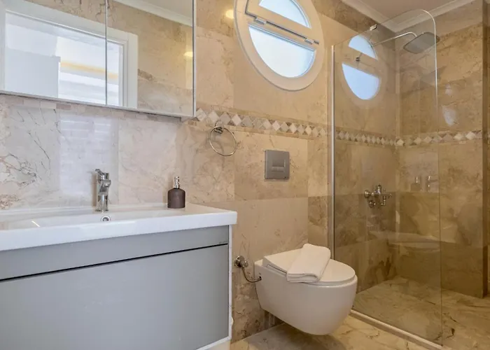 Oludeniz 4 Bedroom 2902 Villa Fethiye