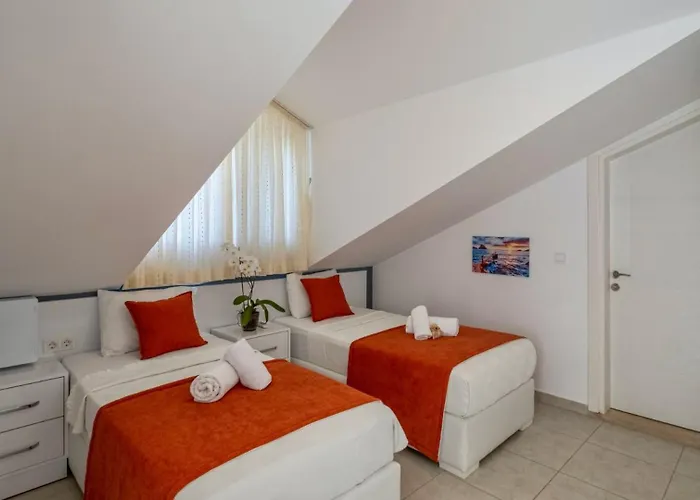 Villa Oludeniz 4 Bedroom 2902