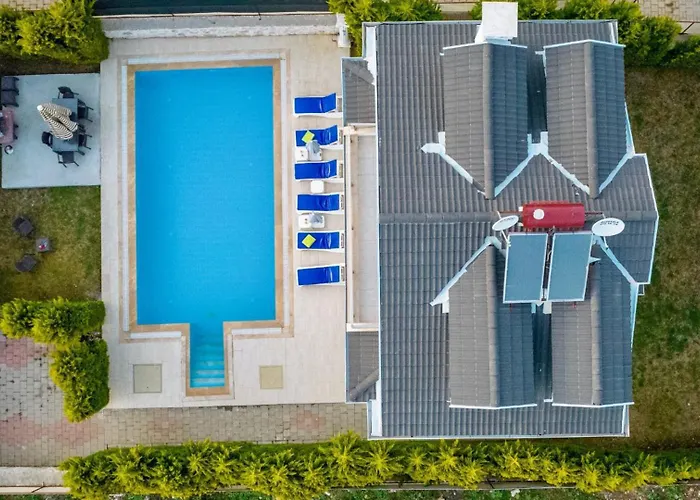 Oludeniz 4 Bedroom 2902