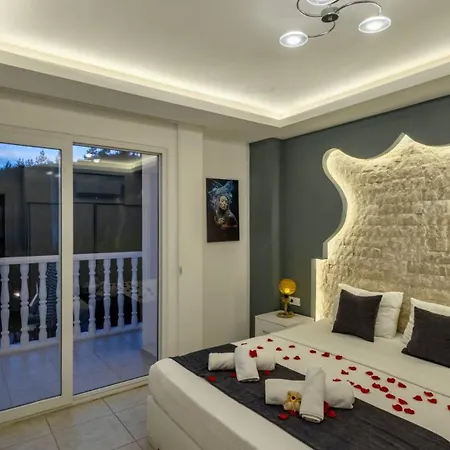 Oludeniz 4 Bedroom 2902 페티예